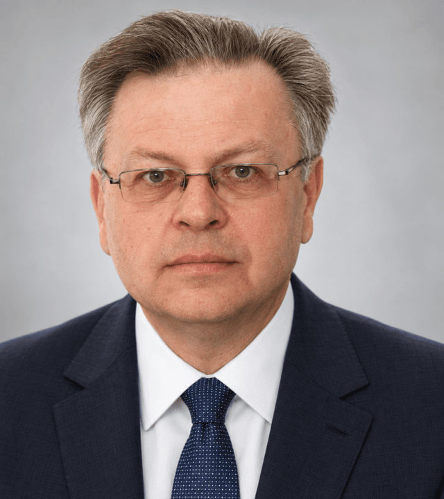 Dr. Ivan Jedvaj